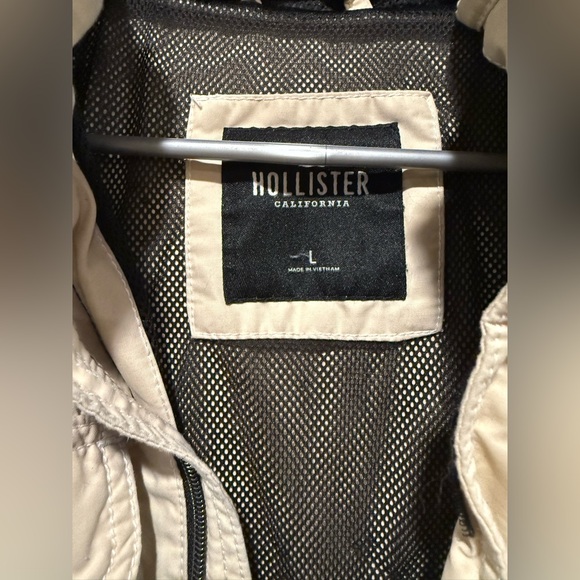 Hollister Women’s Tan Hooded Field Jacket - Picture 2 of 4